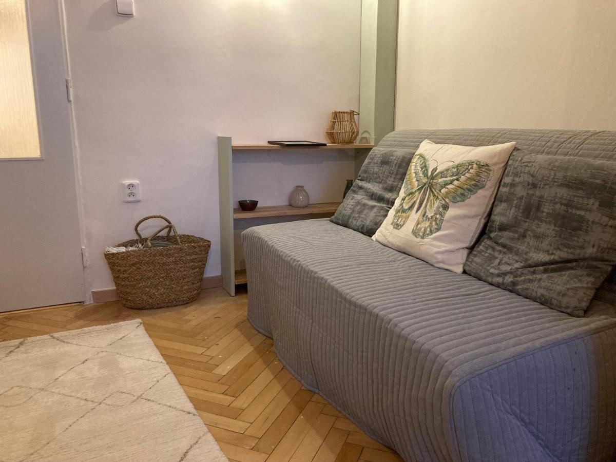 Apartment Jana Masaryka ปราก ภายนอก รูปภาพ